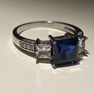 Sapphire ring